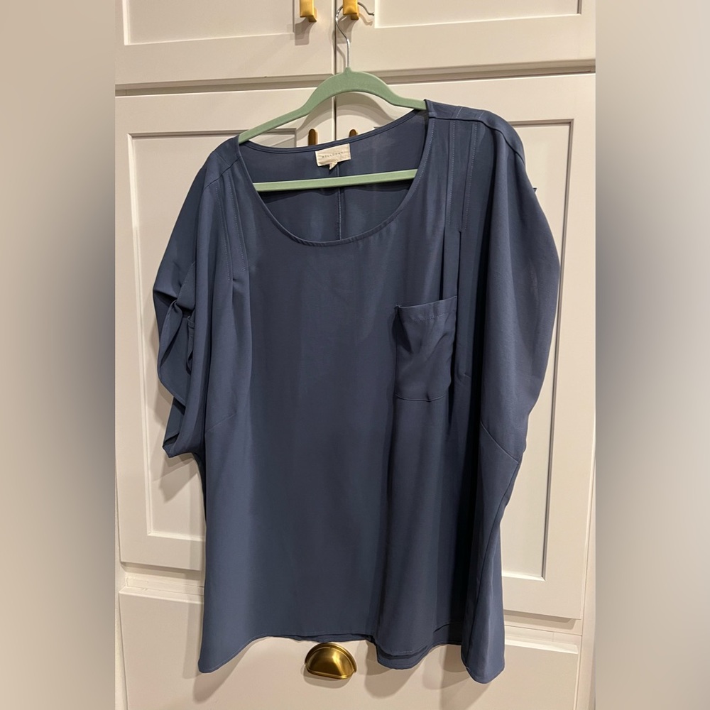 NWOT Melloday size 3x blue short sleeve blouse